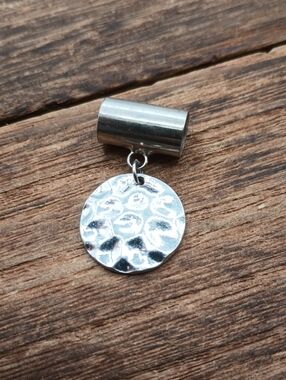 Hammered Silver Tone Disc Charm Pendant P250